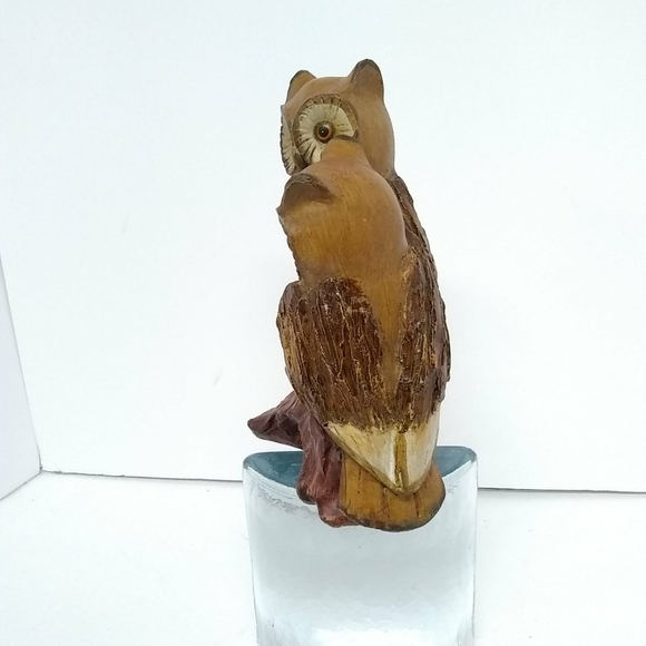 OWL Resin Figurine Statue on Tree Trunk 3D Etchings Brown Tan  8"hx 5"w  Decor - Picture 3 of 7